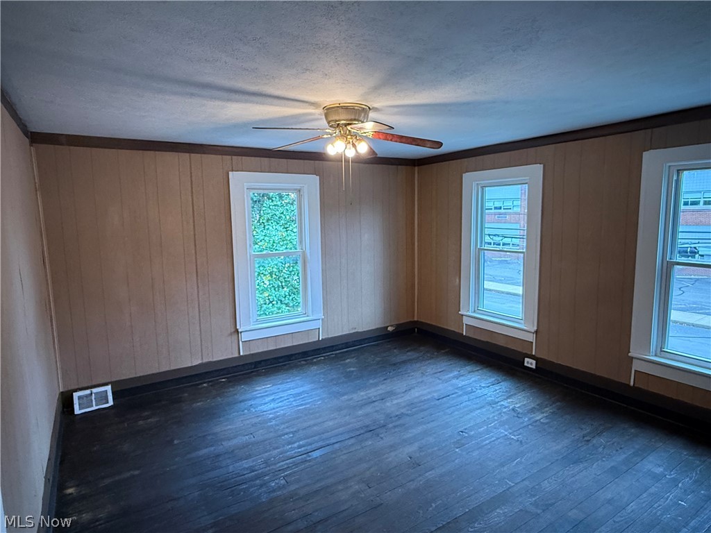228 Pritchard Avenue Lisbon OH 44432