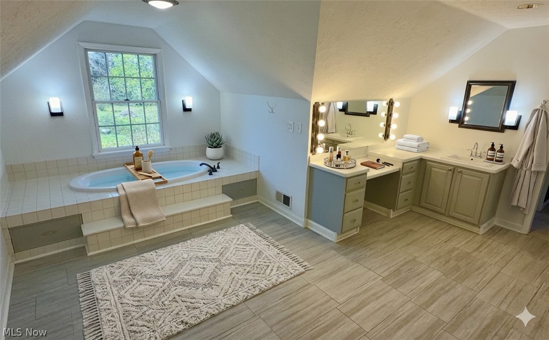 11379 Woodiebrook Road Chardon OH 44024