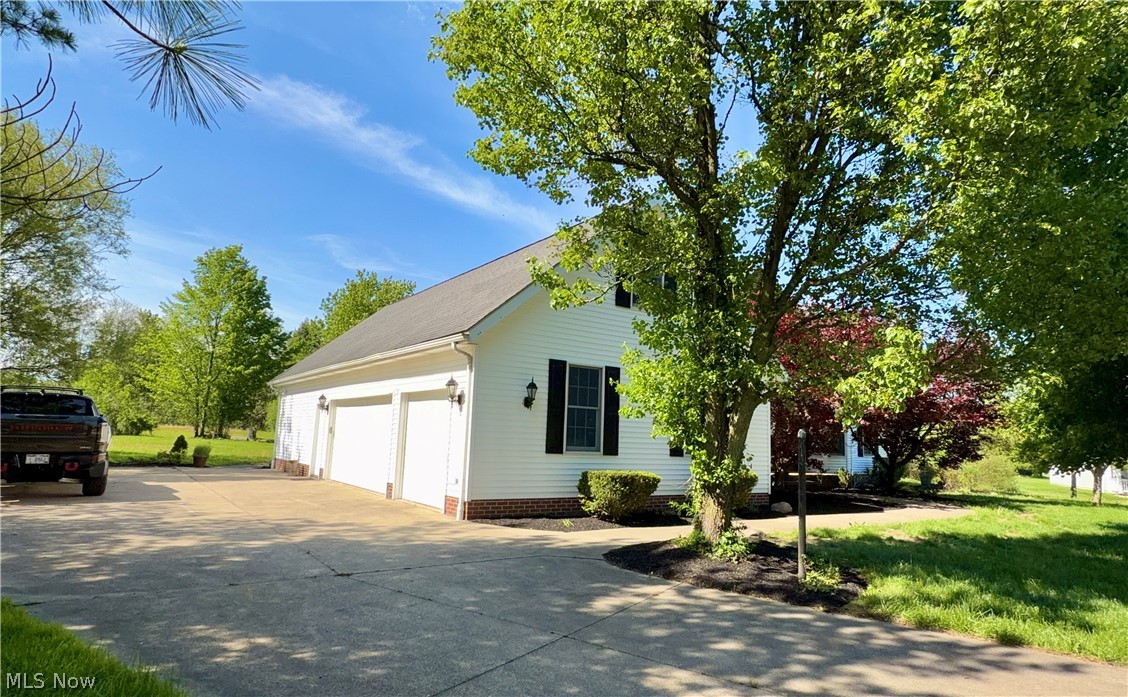 11379 Woodiebrook Road Chardon OH 44024