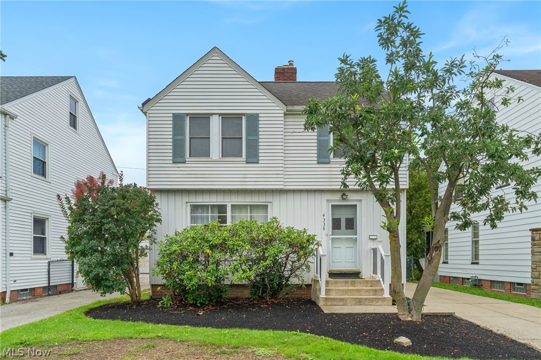 4338 Silsby Road University Heights OH 44118