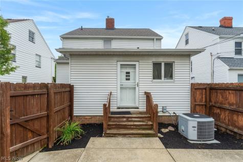 4338 Silsby Road University Heights OH 44118