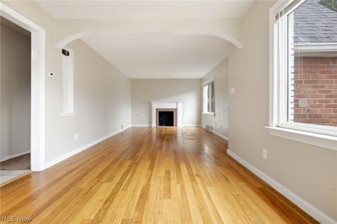 4245 Ellison Road South Euclid OH 44121
