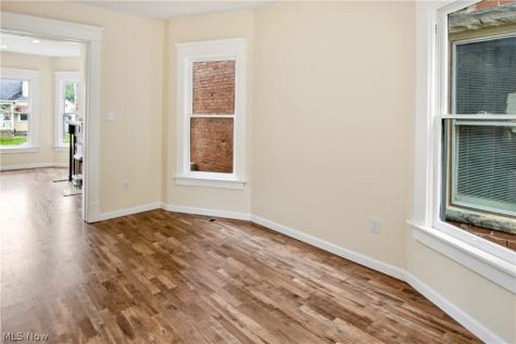 213 E Montgomery Street Marietta OH 45750