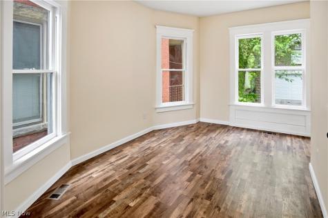 213 E Montgomery Street Marietta OH 45750