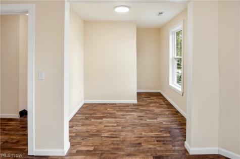 213 E Montgomery Street Marietta OH 45750