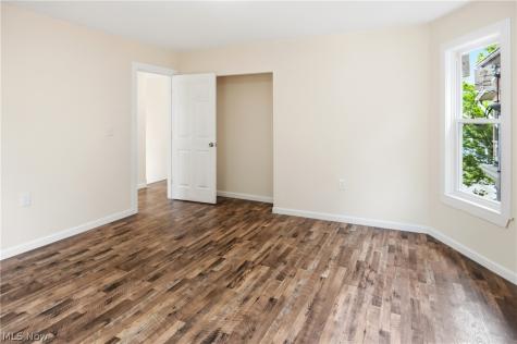 213 E Montgomery Street Marietta OH 45750