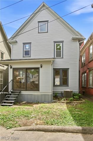 213 E Montgomery Street Marietta OH 45750