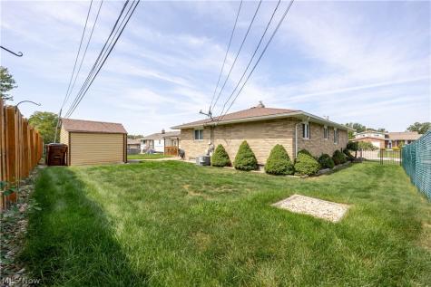 1709 Winchester Drive Parma OH 44134