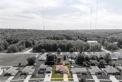 1709 Winchester Drive Parma OH 44134