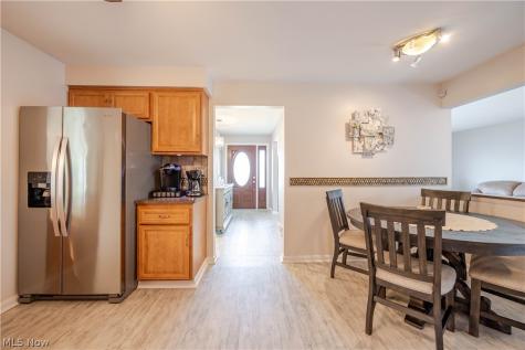 1709 Winchester Drive Parma OH 44134