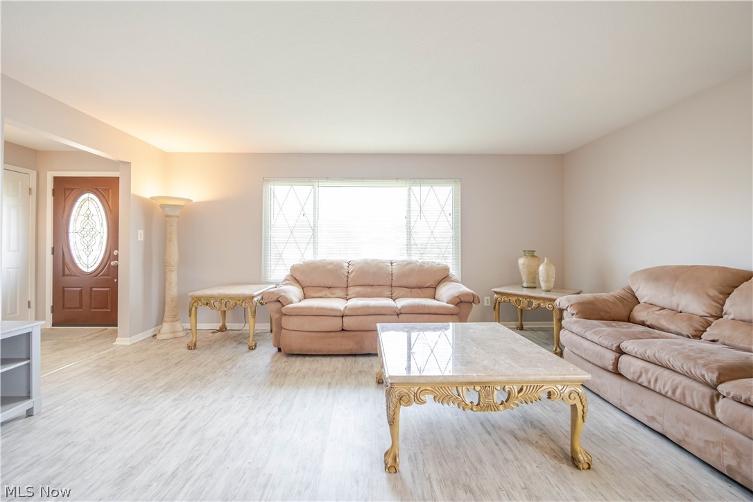 1709 Winchester Drive Parma OH 44134