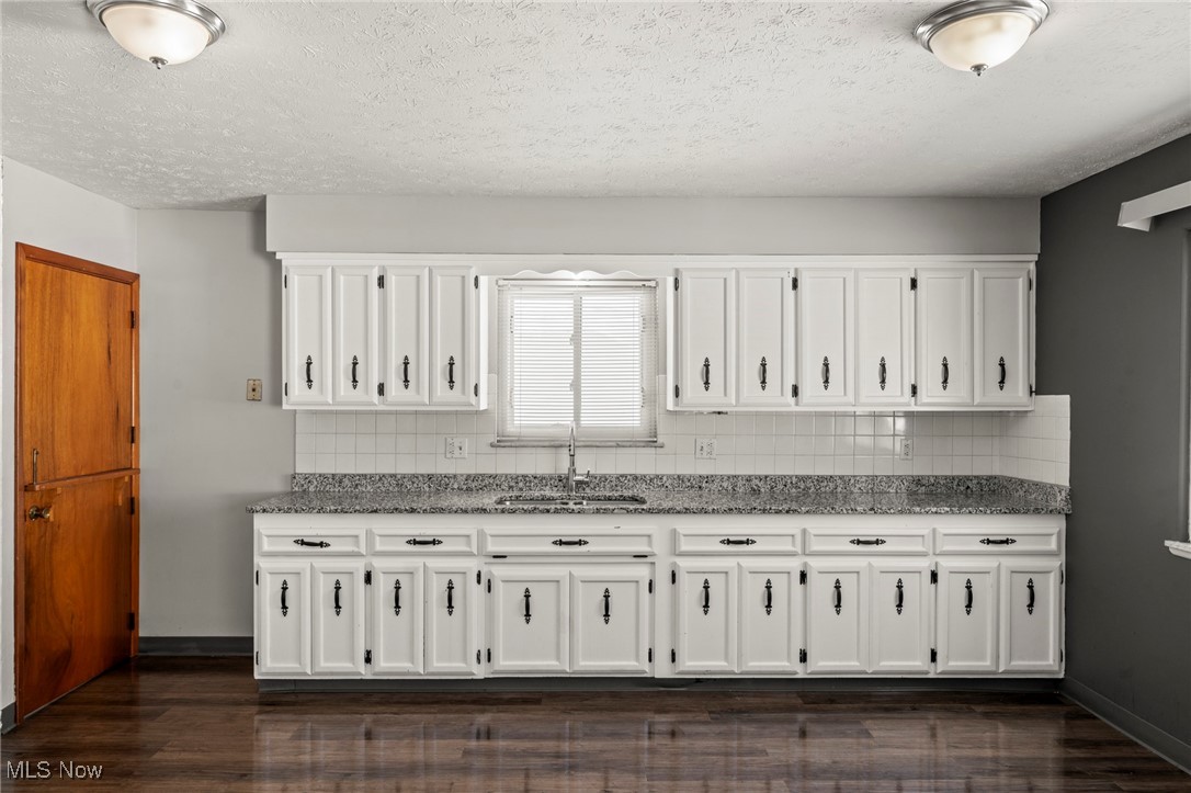 14320 Janice Drive Maple Heights OH 44137