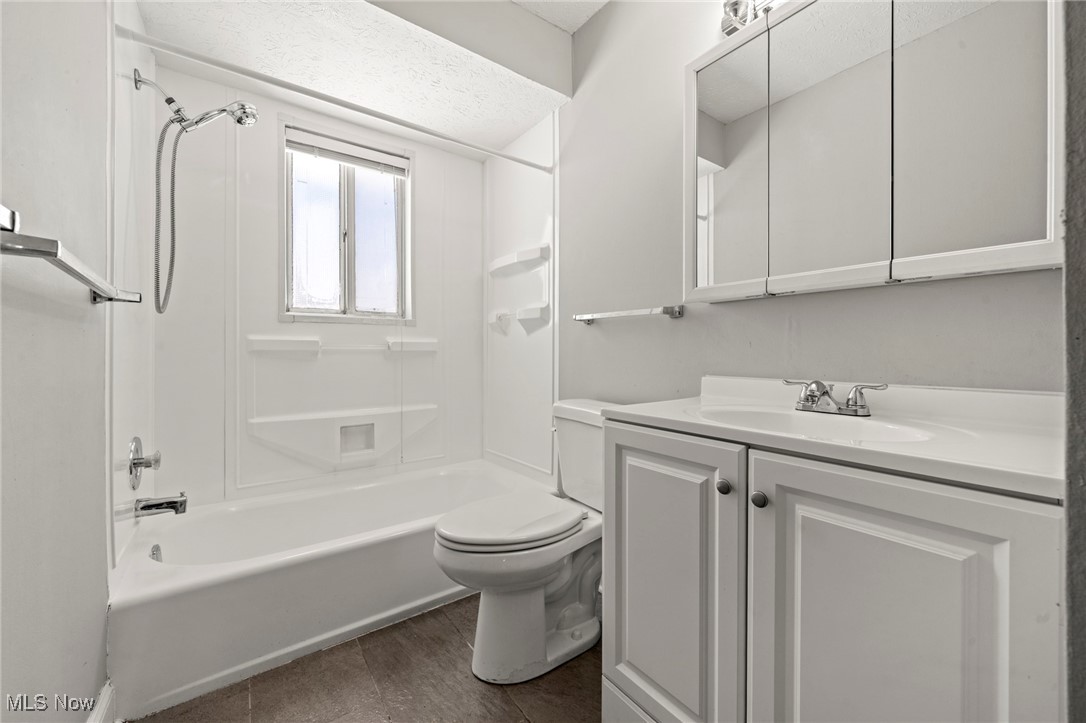 14320 Janice Drive Maple Heights OH 44137