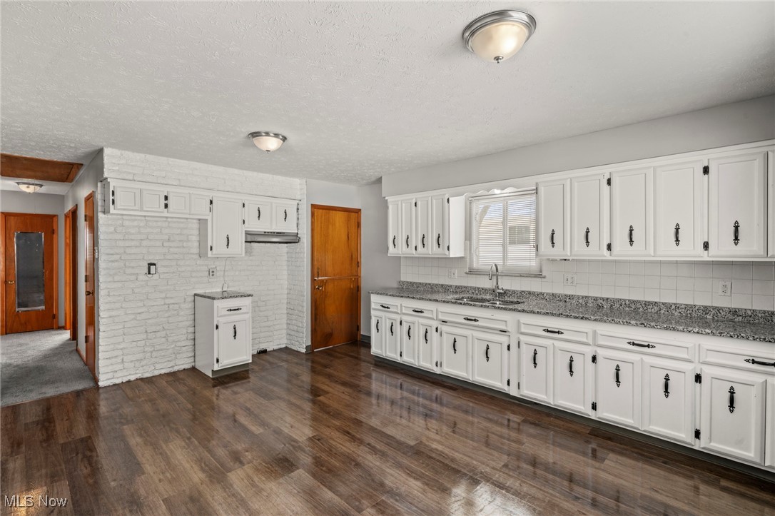 14320 Janice Drive Maple Heights OH 44137