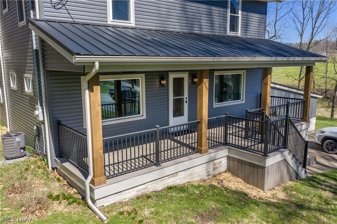 3689 Reichman Drive NW Dover OH 44622