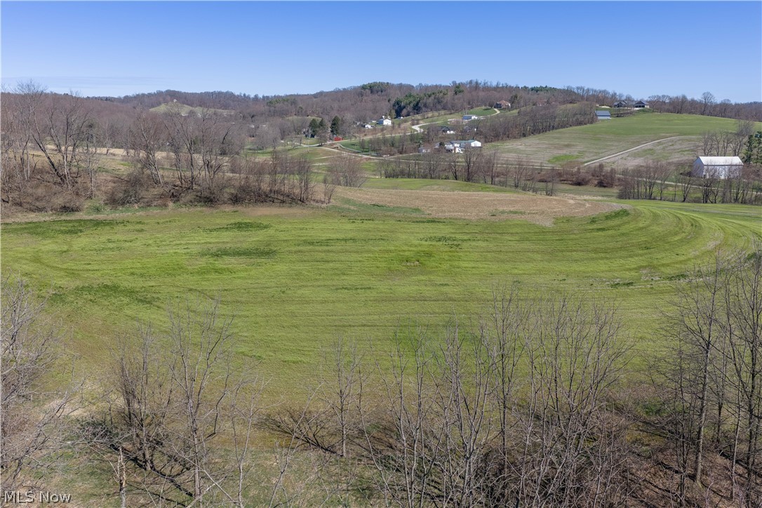 3689 Reichman Drive NW Dover OH 44622