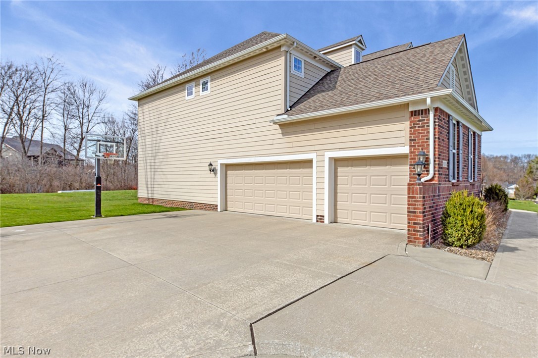 10206 Woodlands Drive Brecksville OH 44141
