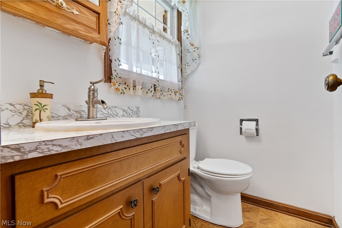 5070 Echovalley Street NW North Canton OH 44720