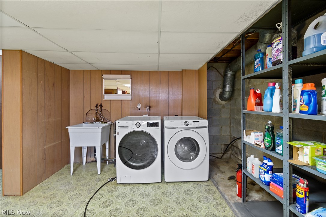 5070 Echovalley Street NW North Canton OH 44720