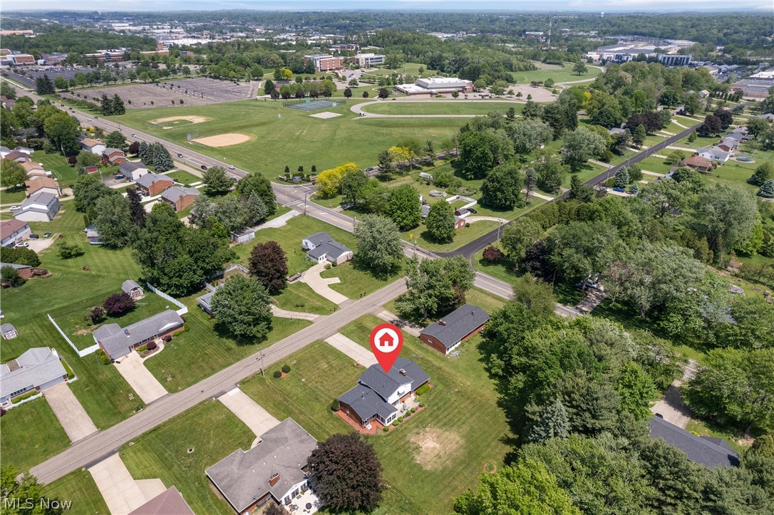 5070 Echovalley Street NW North Canton OH 44720