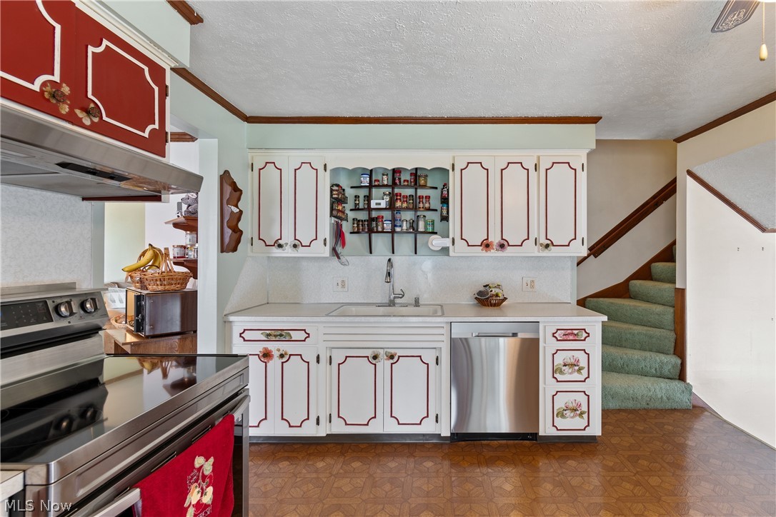 5070 Echovalley Street NW North Canton OH 44720