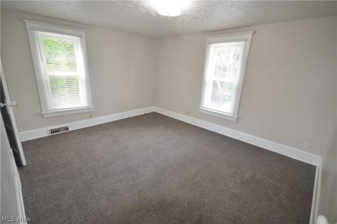 448 Bruner Street Akron OH 44306