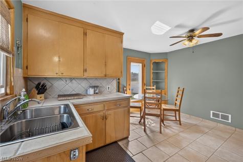 1802 Lincoln Road Wickliffe OH 44092