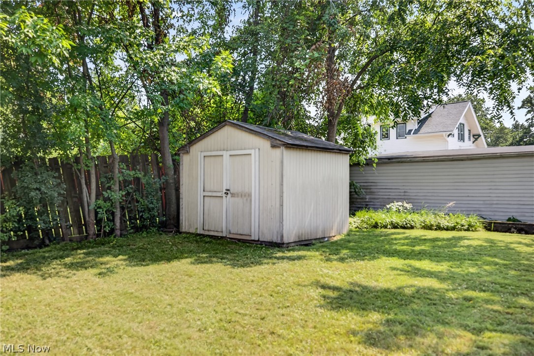 1802 Lincoln Road Wickliffe OH 44092