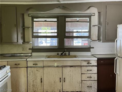 101 N Main Street New London OH 44851
