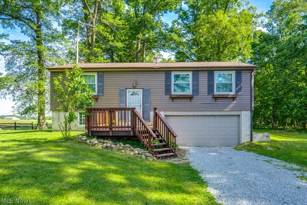 9921 Beech Street NE Louisville OH 44641