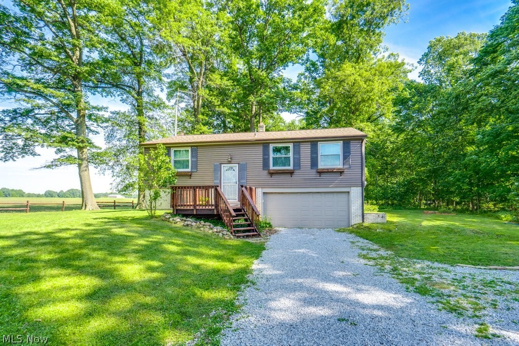 9921 Beech Street NE Louisville OH 44641