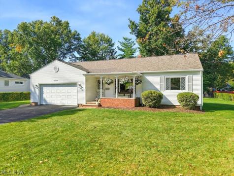4394 Selhurst Road North Olmsted OH 44070
