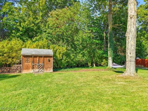 4394 Selhurst Road North Olmsted OH 44070