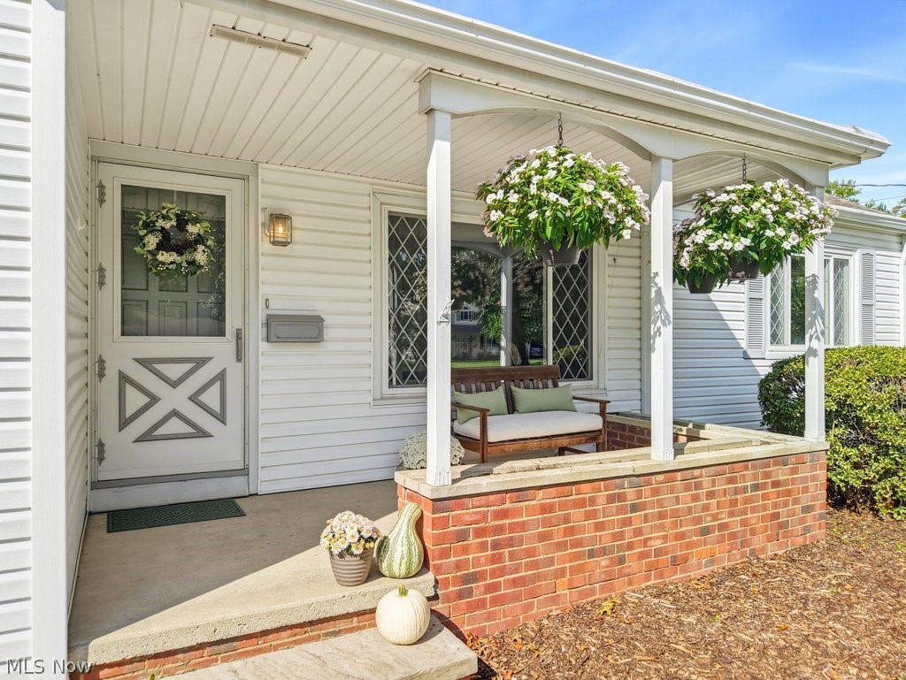 4394 Selhurst Road North Olmsted OH 44070