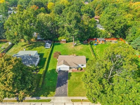 4394 Selhurst Road North Olmsted OH 44070