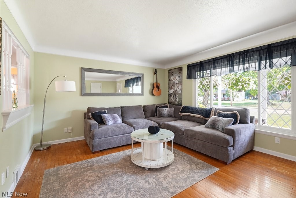 4394 Selhurst Road North Olmsted OH 44070