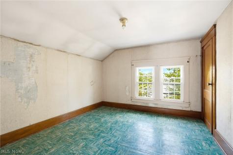 22605 Norman Avenue Alliance OH 44601