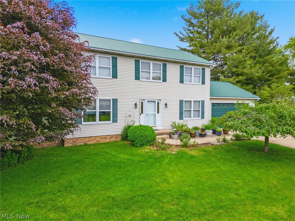 4839 Manchester Avenue SW Navarre OH 44662