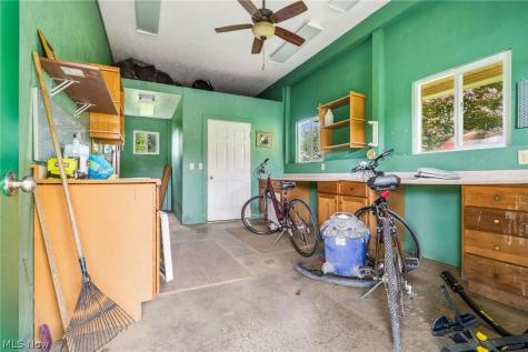 4839 Manchester Avenue SW Navarre OH 44662
