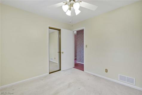 13397 Cherokee Trail Middleburg Heights OH 44130