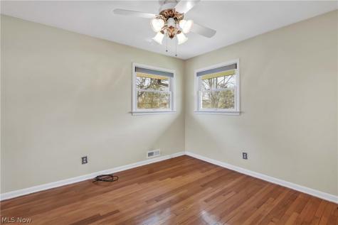 13397 Cherokee Trail Middleburg Heights OH 44130