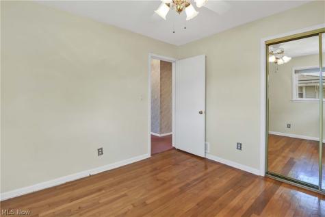 13397 Cherokee Trail Middleburg Heights OH 44130