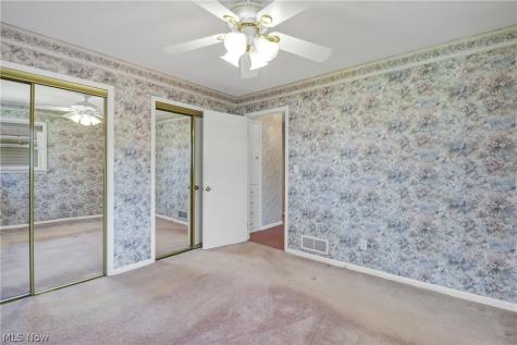 13397 Cherokee Trail Middleburg Heights OH 44130