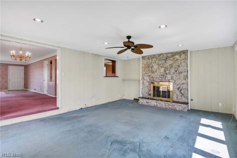 13397 Cherokee Trail Middleburg Heights OH 44130