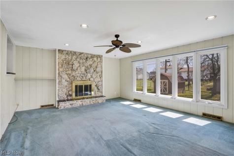 13397 Cherokee Trail Middleburg Heights OH 44130