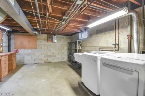 13397 Cherokee Trail Middleburg Heights OH 44130