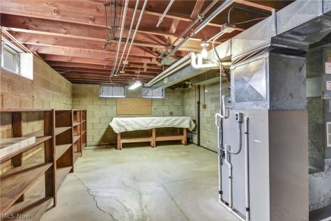 13397 Cherokee Trail Middleburg Heights OH 44130