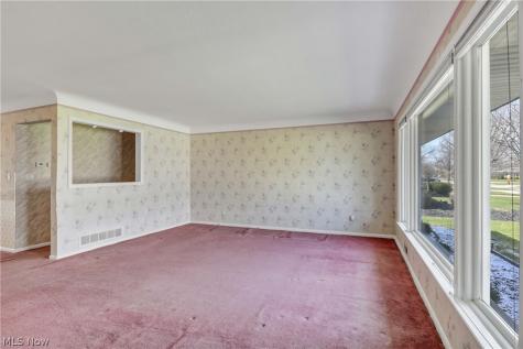 13397 Cherokee Trail Middleburg Heights OH 44130