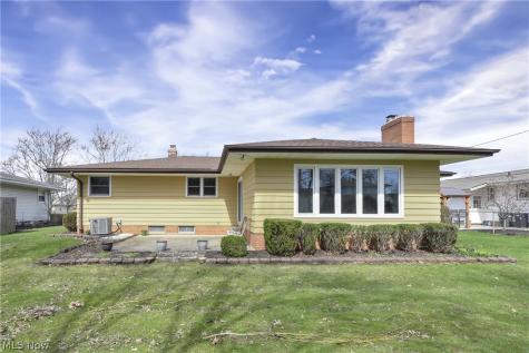 13397 Cherokee Trail Middleburg Heights OH 44130