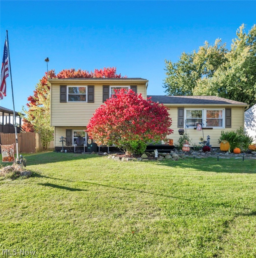 702 Oberlin Place Austintown OH 44515